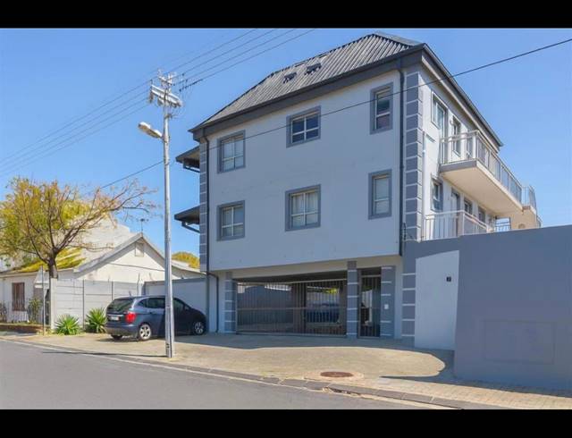 2 BEDROOM APARTMENT FOR SALE IN WYNBERG